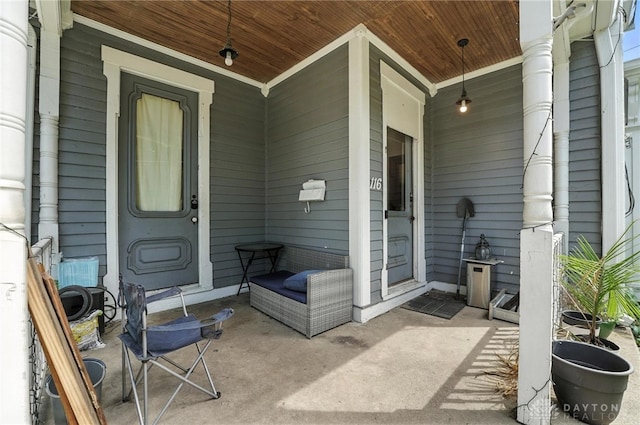 116 Elm St, Franklin, OH 45005 - entrance to property featuring a porch