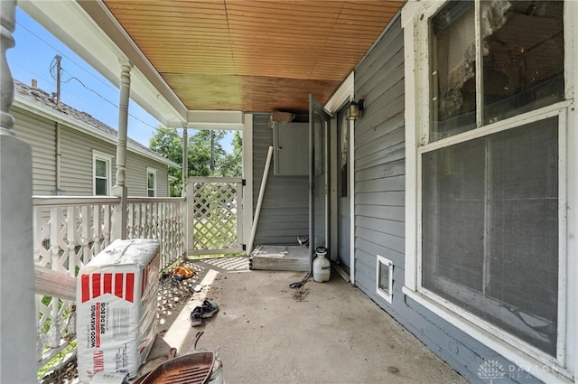 116 Elm St, Franklin, OH 45005 - view of porch