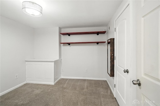 171 Shanda Dr, Monroe, OH 45050 - walk in closet featuring carpet