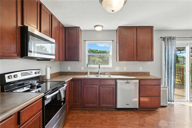 171 Shanda Dr, Monroe, OH 45050 - kitchen featuring appliances with stainless steel finishes and dark wood finished floors
