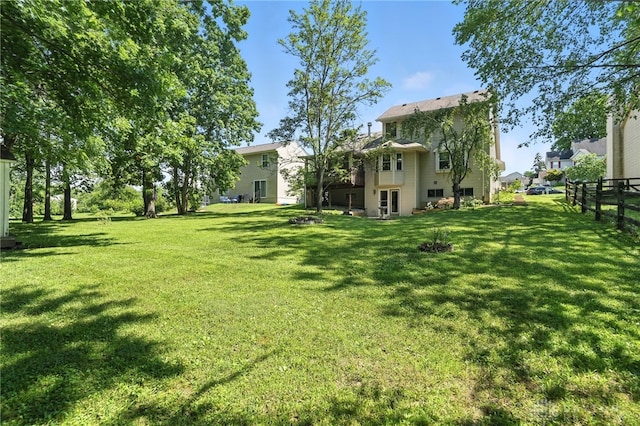 500 Smalley Blvd, Hamilton, OH 45013 - view of yard