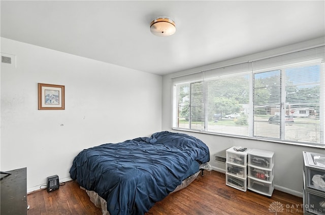 6101 Capri Dr, Cincinnati, OH 45224 - bedroom featuring wood finished floors and baseboards