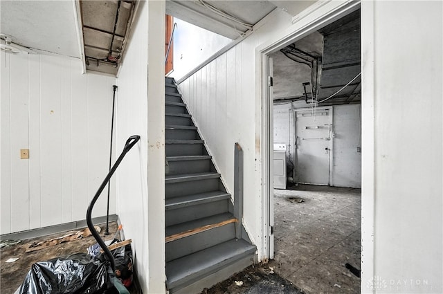 6101 Capri Dr, Cincinnati, OH 45224 - stairs with washer / dryer