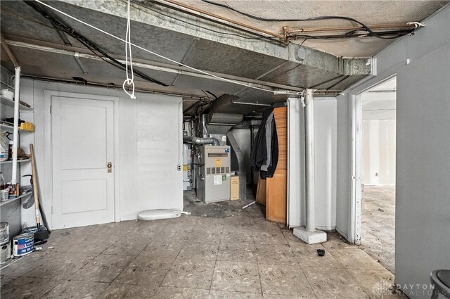 6101 Capri Dr, Cincinnati, OH 45224 - unfinished basement with heating unit
