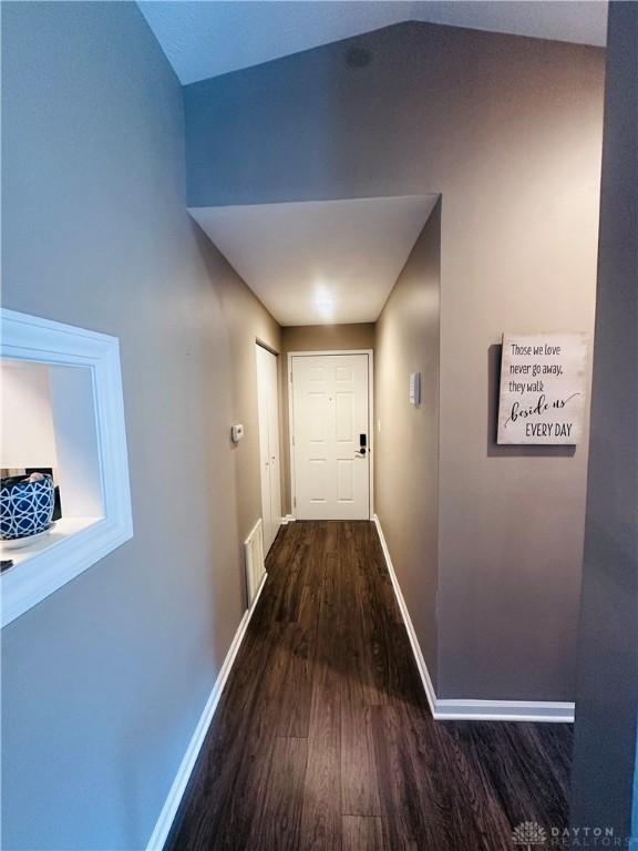 1411 Lake Pointe Way Unit 8, Washington Twp, OH 45459 - photo 5