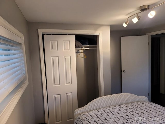 612 E Market St, Xenia, OH 45385 - bedroom featuring a closet
