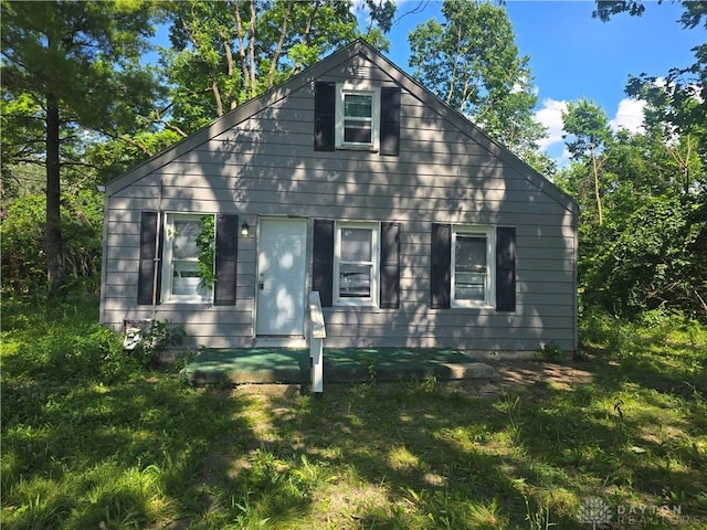 1958 Wesleyan Rd, Dayton, OH 45406 - view of front of home