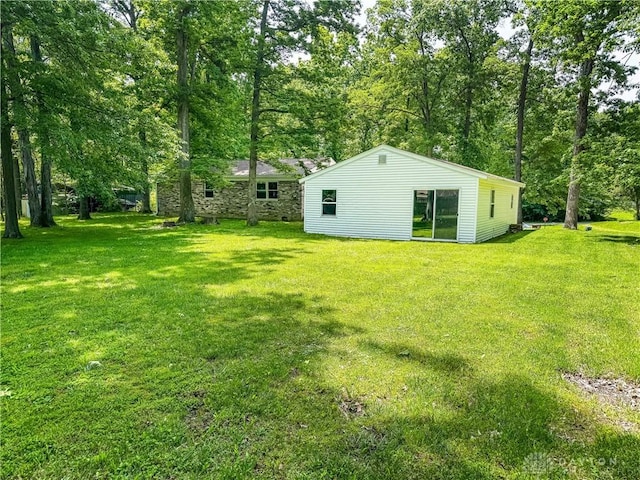 291 Schlitz Dr, Fayetteville, OH 45118 - view of green lawn