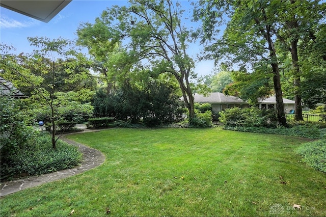 715 E Schantz Ave, Oakwood, OH 45419 - view of green lawn