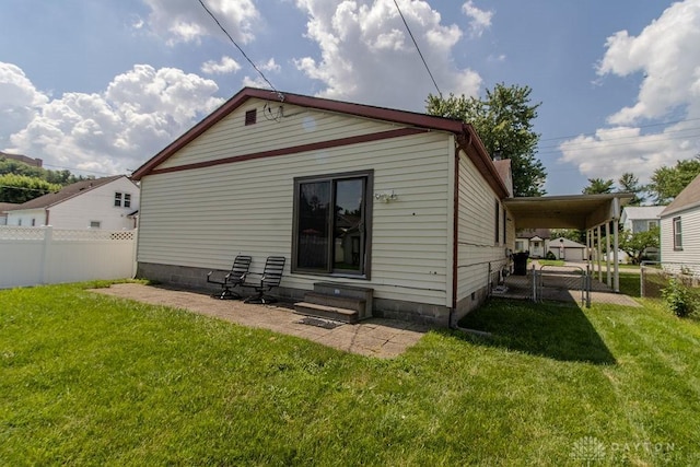 27 Hillview Ave, Miamisburg, OH 45342 - rear view of house with entry steps and a gate