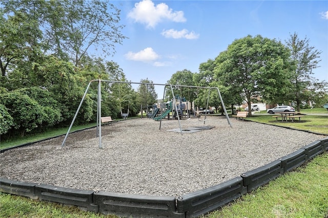 7793 Birchwood Ct, Mason, OH 45040 - view of community play area