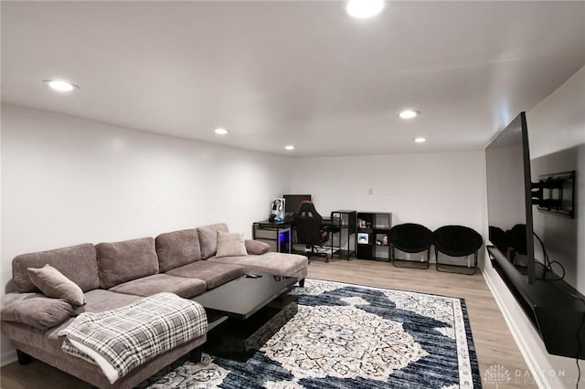 719 N Keowee St, Dayton, OH 45404 - living area with a desk, recessed lighting, and light wood finished floors