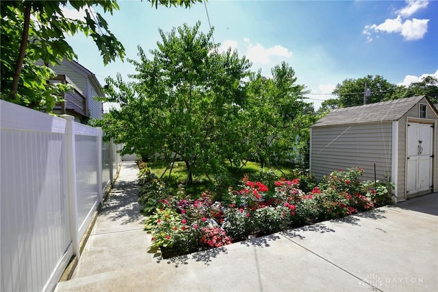 719 N Keowee St, Dayton, OH 45404 - view of patio / terrace featuring a shed