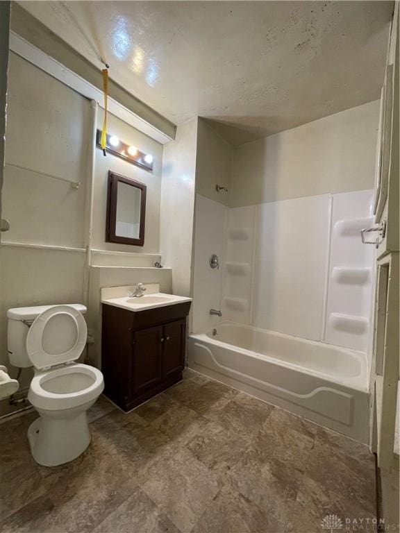 419 Baltimore St, Middletown, OH 45044 - full bathroom featuring vanity and shower / washtub combination