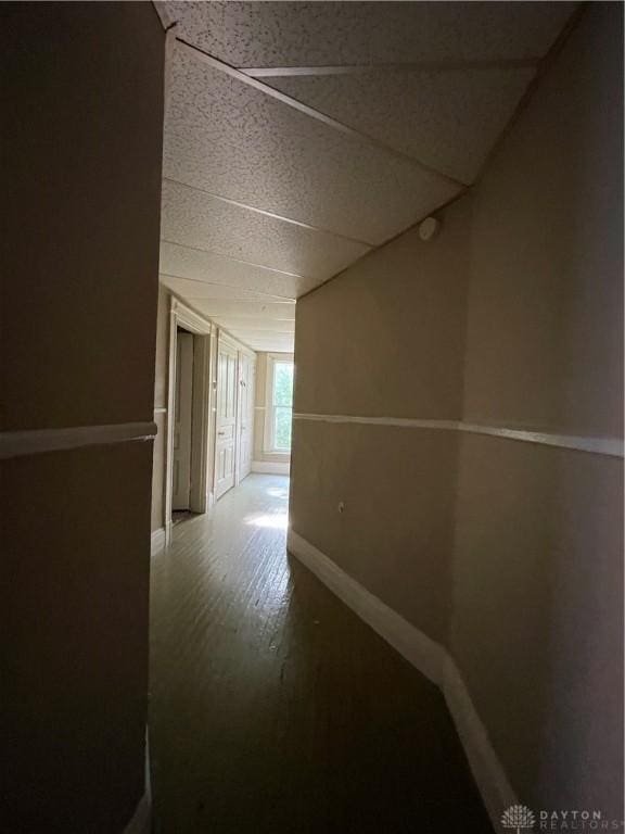 419 Baltimore St, Middletown, OH 45044 - corridor with a drop ceiling and baseboards