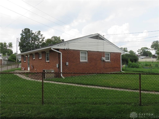 2830 Kennedy Ave, Dayton, OH 45420 - view of side of home with brick siding