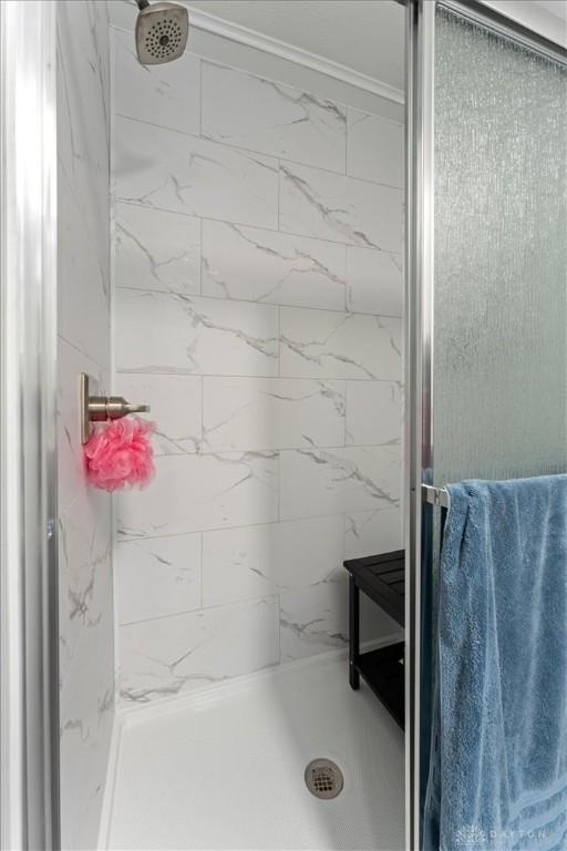 10370 Old 3c Hwy, Clarksville, OH 45113 - bathroom with a marble finish shower