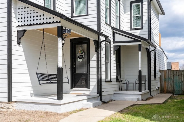 130 Mound St, Dayton, OH 45402 - entrance to property featuring covered porch
