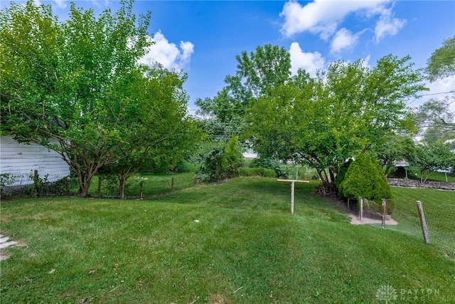 349 E Xenia Dr, Fairborn, OH 45324 - view of grassy yard