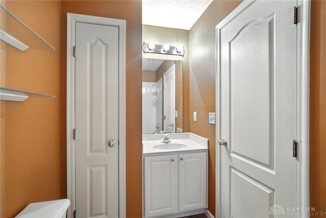 9266 Great Lakes Cir, Washington Twp, OH 45458 - bathroom featuring vanity and toilet