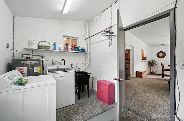 3755 Everett Dr, Loveland, OH 45140 - laundry room featuring electric water heater and washing machine and dryer