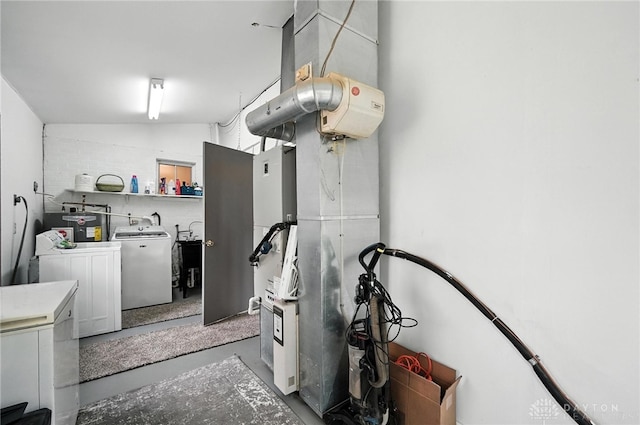 3755 Everett Dr, Loveland, OH 45140 - kitchen with separate washer and dryer and concrete flooring