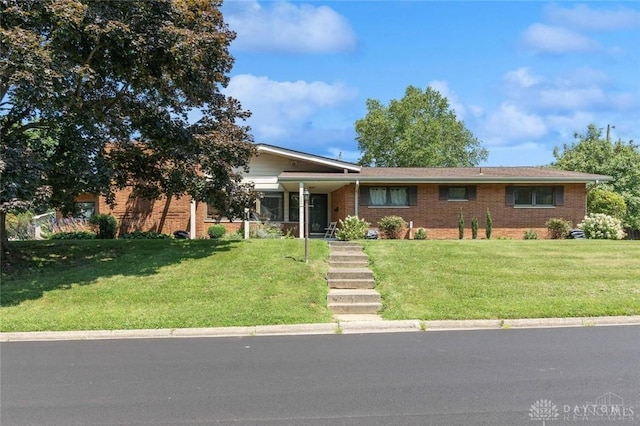 600 Kathryn Dr, Wilmington, OH 45177 - photo 1
