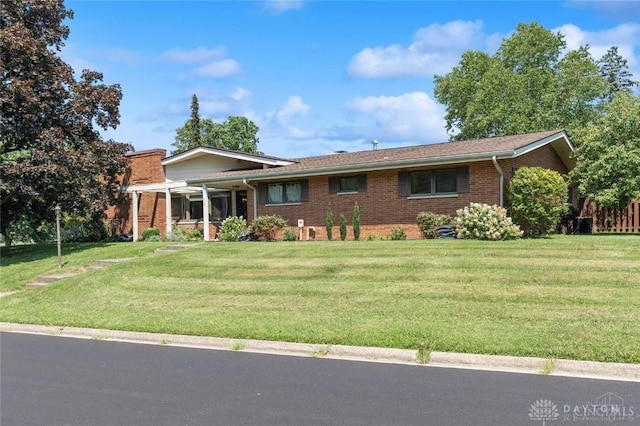 600 Kathryn Dr, Wilmington, OH 45177 - photo 2