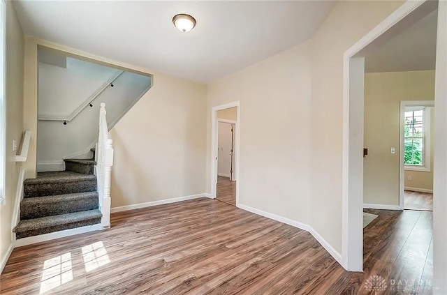 233 Alton Ave, Dayton, OH 45404 - staircase with wood finished floors and baseboards