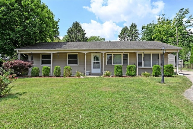 405 Parsons Ct, Englewood, OH 45322 - ranch-style home featuring a front lawn