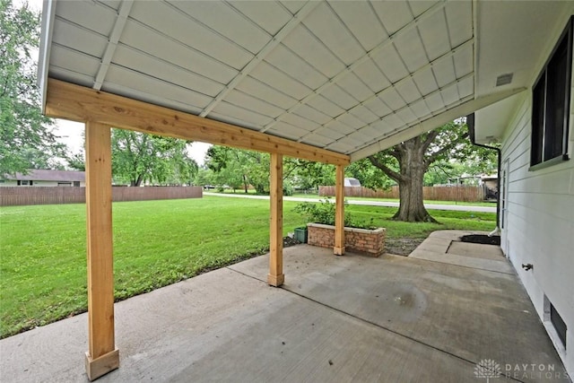 6383 Todhunter Rd, Middletown, OH 45044 - view of patio / terrace