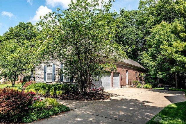 1556 Sycamore Ridge Dr, Hamilton Twp, OH 45039 - photo 2