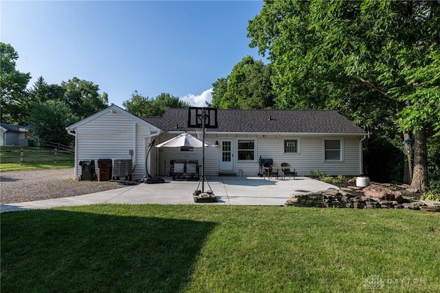 1097 Trudy Ct, Clearcreek Twp, OH 45036 - rear view of property with a patio