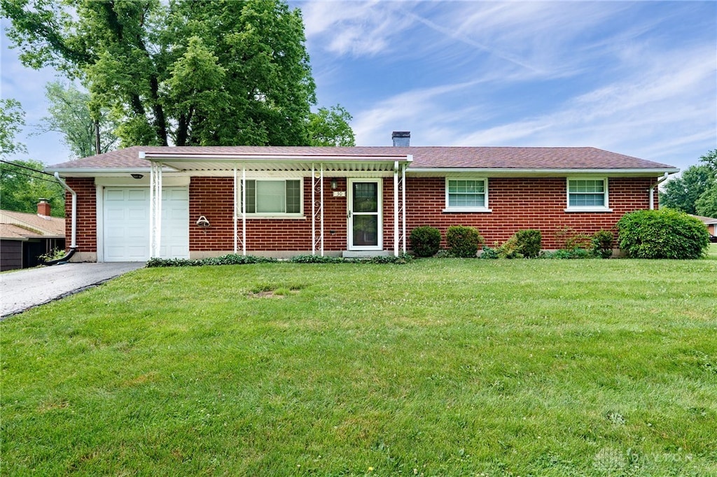 30 W Blossom Hill Rd, Dayton, OH 45449 - photo 1