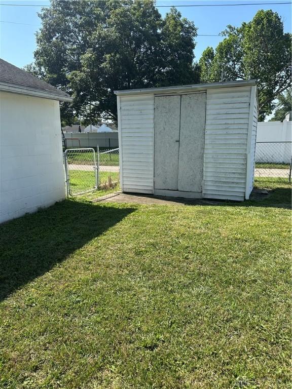 1123 Lincoln St, Piqua, OH 45356 - photo 21