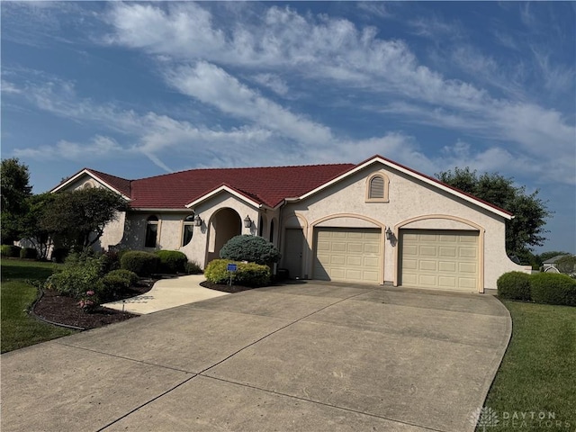 109 Studebaker Ct, Brookville, OH 45309 - photo 1