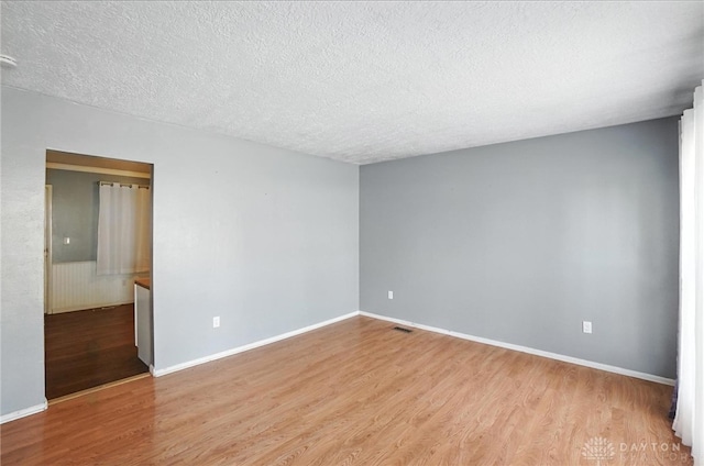 1881 Commonwealth Dr, Xenia, OH 45385 - photo 6