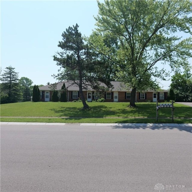 9860 Mandel Dr, Centerville, OH 45458 - photo 9