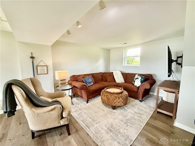 1860 E Choctaw Dr, London, OH 43140 - photo 42