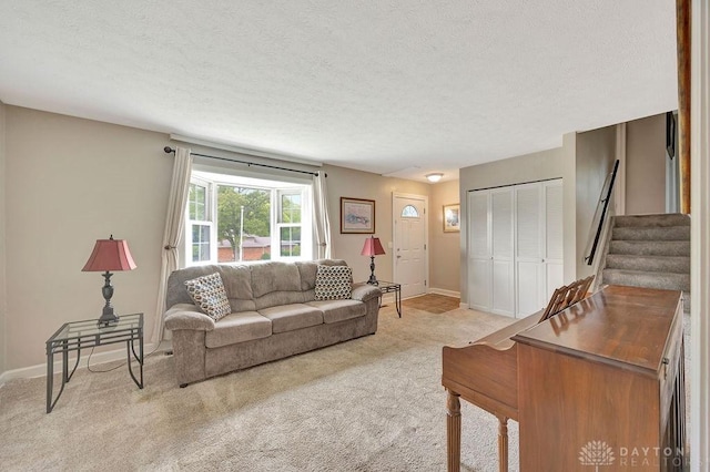 930 Golfview Dr, Hamilton, OH 45013 - photo 12