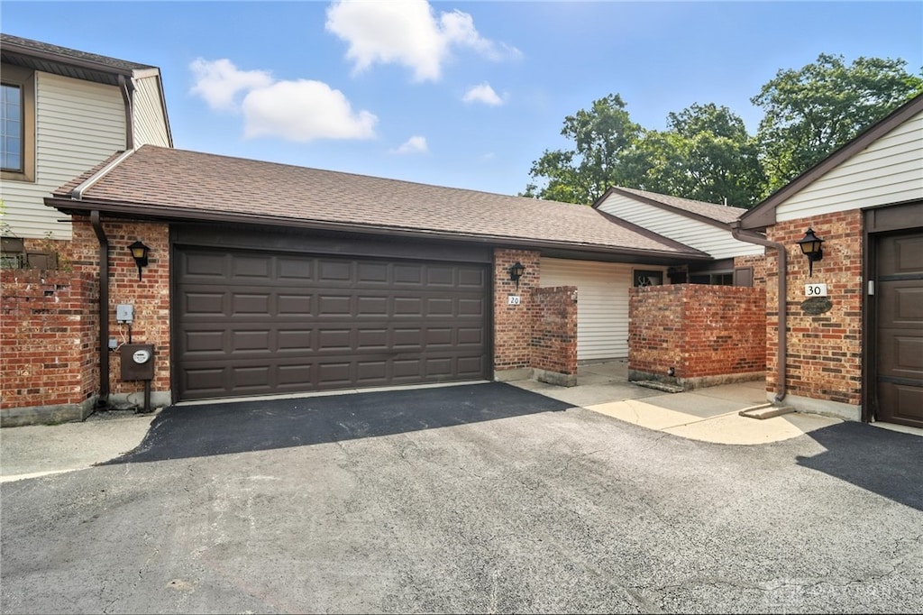 1372 Black Forest Dr Unit 20, Dayton, OH 45449 - photo 1