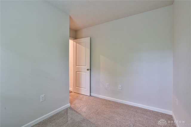 5865 Woodcreek Dr, Middletown, OH 45042 - photo 14