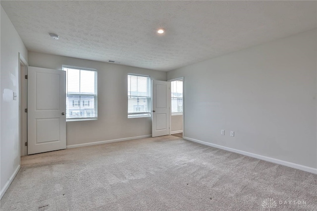 5865 Woodcreek Dr, Middletown, OH 45042 - photo 18