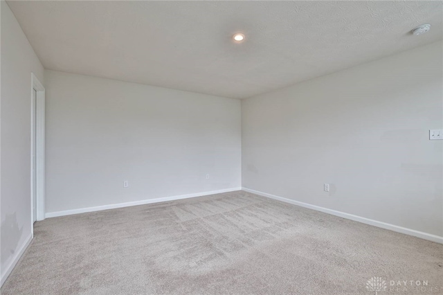 5865 Woodcreek Dr, Middletown, OH 45042 - photo 19