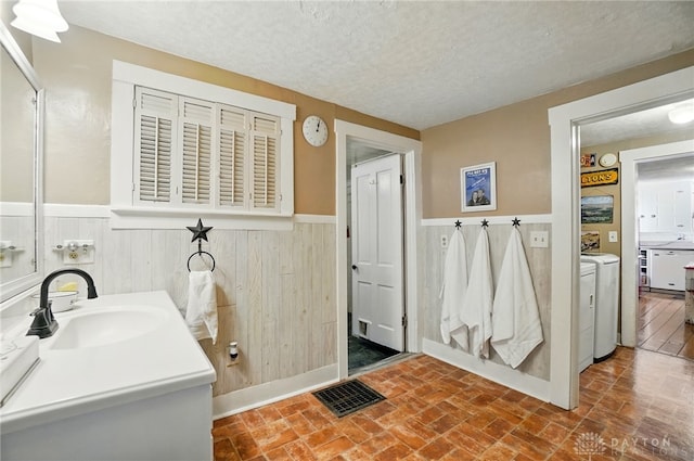 64 S Chillicothe St, South Charleston, OH 45368 - photo 33