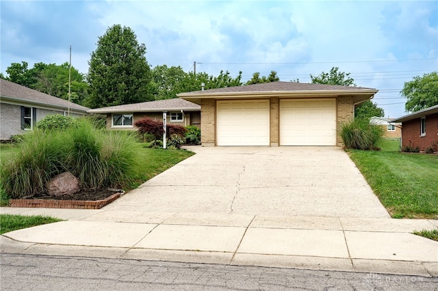 1429 Mapleridge Dr, Fairborn, OH 45324 - photo 2