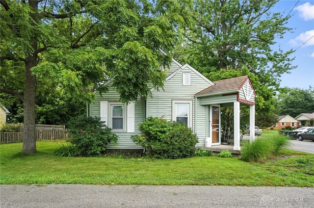 12 S Ludlow St, Phillipsburg, OH 45354 - photo 2