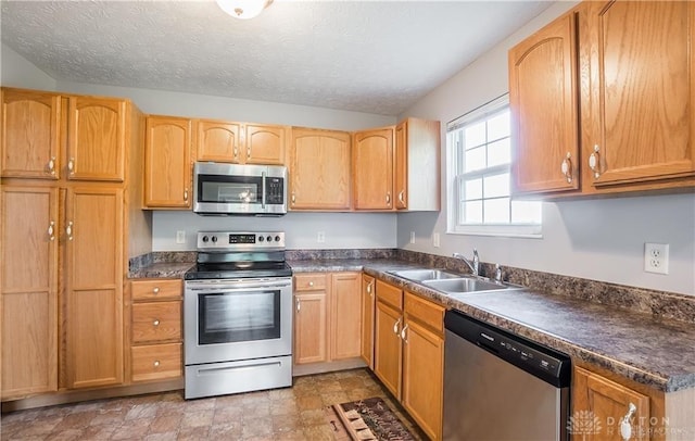 2308 Wilshire Dr, Piqua, OH 45356 - photo 13