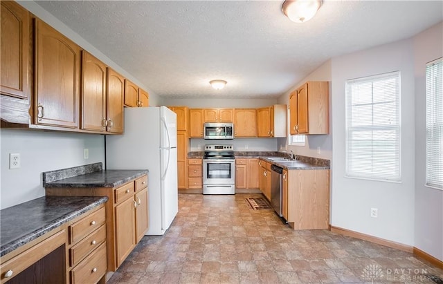 2308 Wilshire Dr, Piqua, OH 45356 - photo 14
