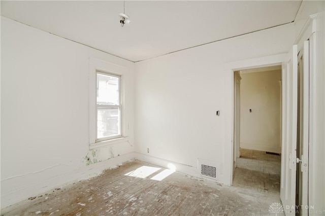 521 Carplin Pl, Cincinnati, OH 45229 - photo 6